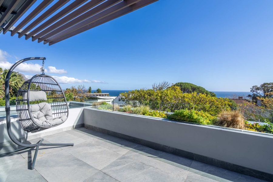 6 Bedroom Property for Sale in Camps Bay Western Cape